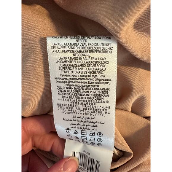 BCBGMAXAZRIA Jalina Lace Dress in Red Berry, Large NEW - Picture 7 of 7